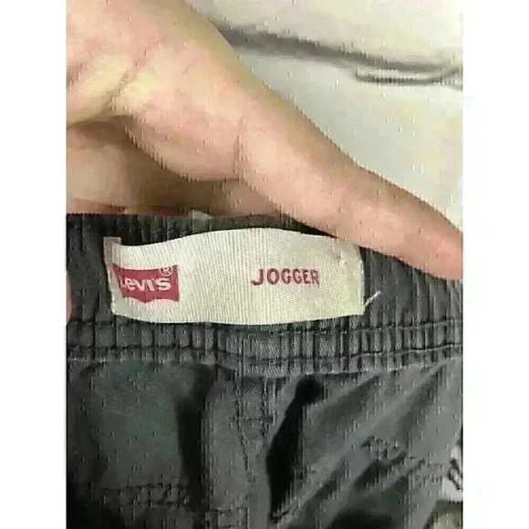 Levi's Jogger Kids Size Large 12-13 yrs Gray Joggers - Picture 3 of 9